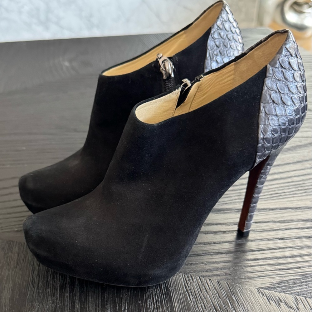 Alexandre Birman Black and Silver Ankle Boots with Stiletto Heel